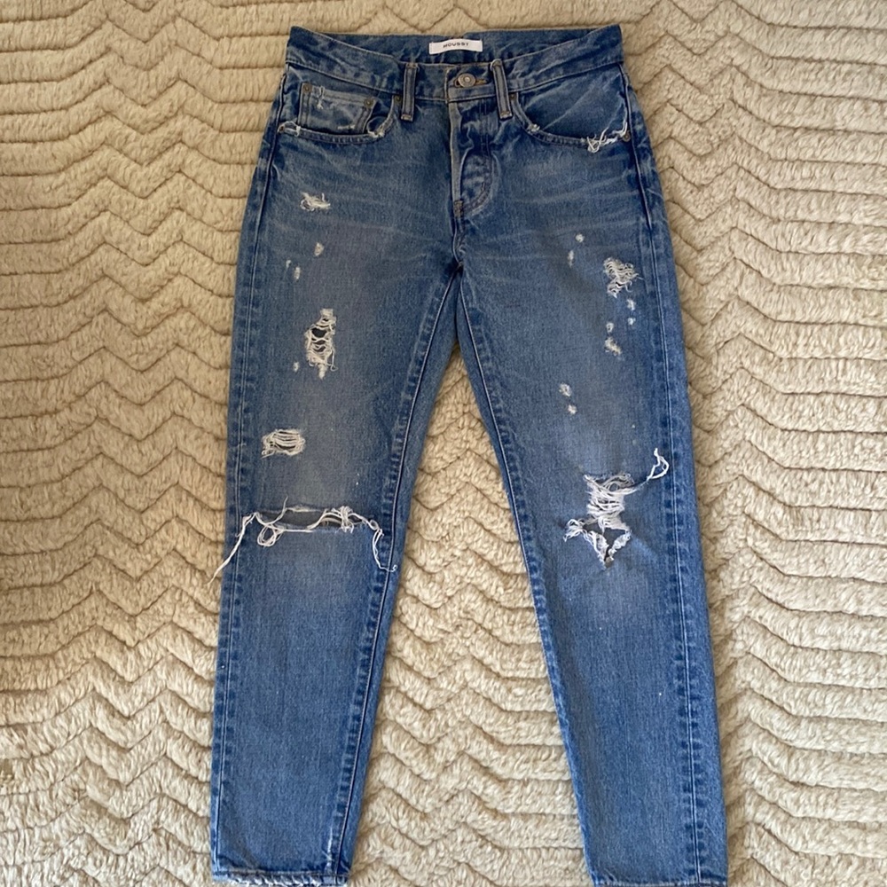 Moussy distressed ankle jeans